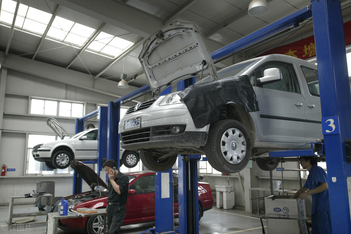 新手开车不小心撞到直行车,开车不小心撞到一个人的教程