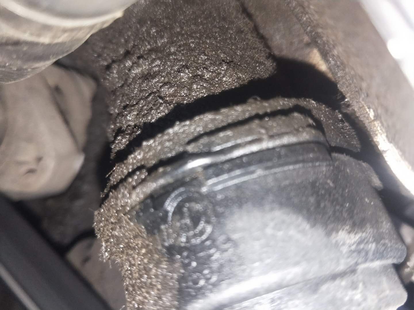 宝马发动机漏油维修,宝马发动机漏油的终极解决方案