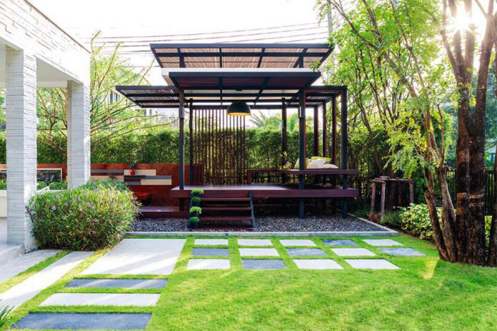 庭院景观亭子布局,10个带有凉亭的庭院设计实景图