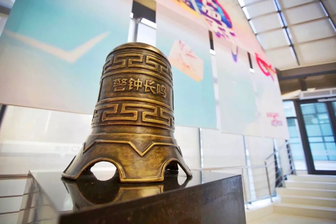 灏忕背蹇墜鎬婚儴,灏忕背鍐呴儴澶фゼ