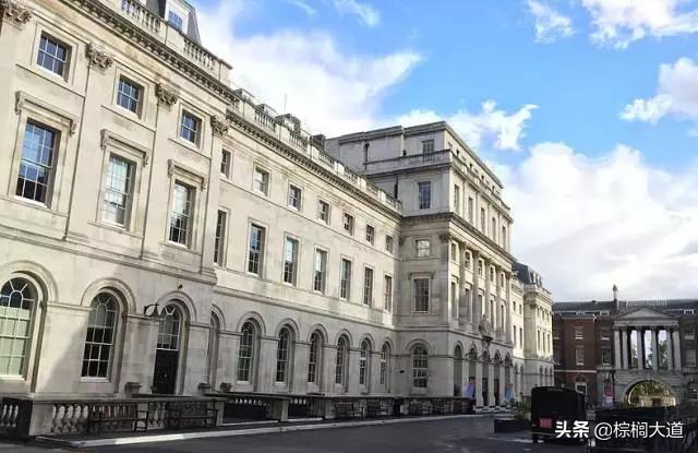 棕榈大道留学一般要多少钱,伦敦国王学院课程实录