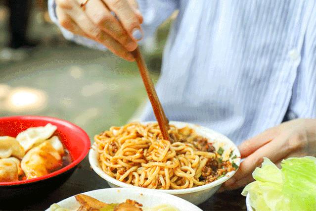 火锅串串香正确吃法,火锅串串店要关注什么