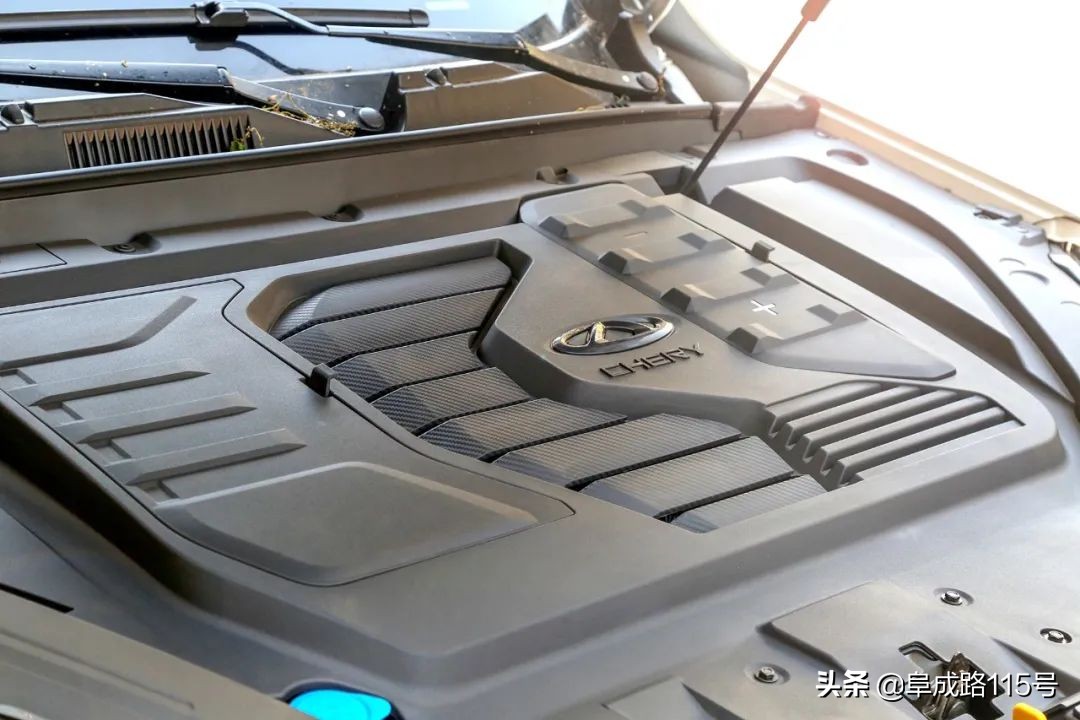 都说奇瑞长进很大，体验瑞虎7后有很多感触，不过还是有话要说