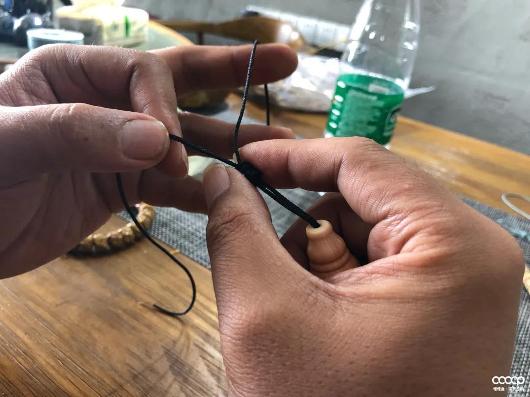 佛珠手串绳结怎么解,手串绳结太紧怎么解开