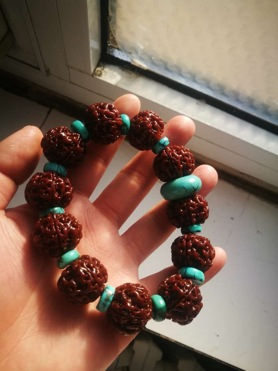 金刚菩提断齿对身体有影响吗,盘玩金刚相互碰撞会不会断齿