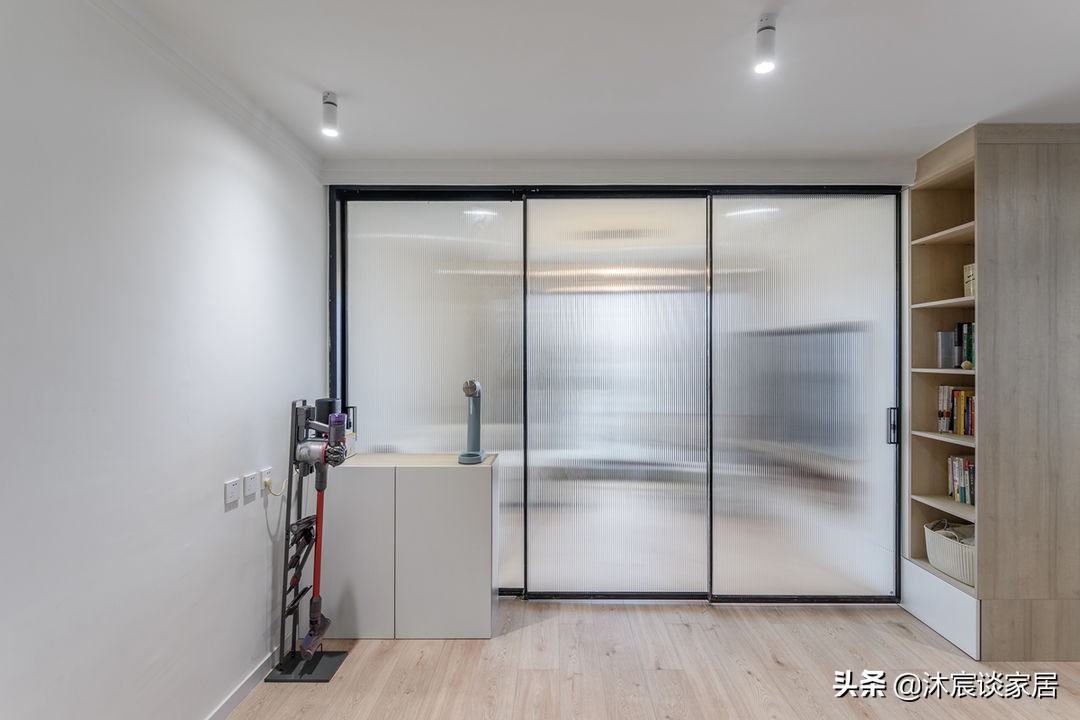 折叠门设计小户型的福音,卧室折叠门效果最新款式