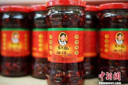 国外代购汽车零部件,外国小伙网上购买中国制造
