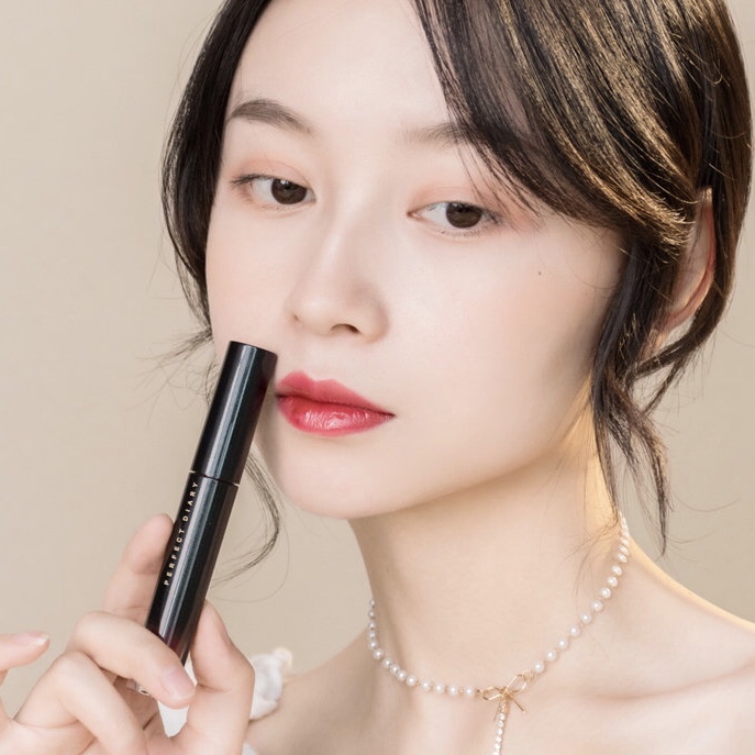 兰蔻广角羽扇防晕染睫毛膏天鹅颈,又细又不晕妆的睫毛膏推荐