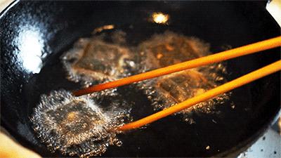 长沙最好的臭豆腐生胚多少钱一箱,长沙最出名的臭豆腐是哪家