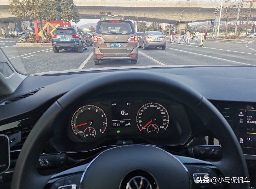 美系车现在还很粗糙吗,宝来级别的日系车