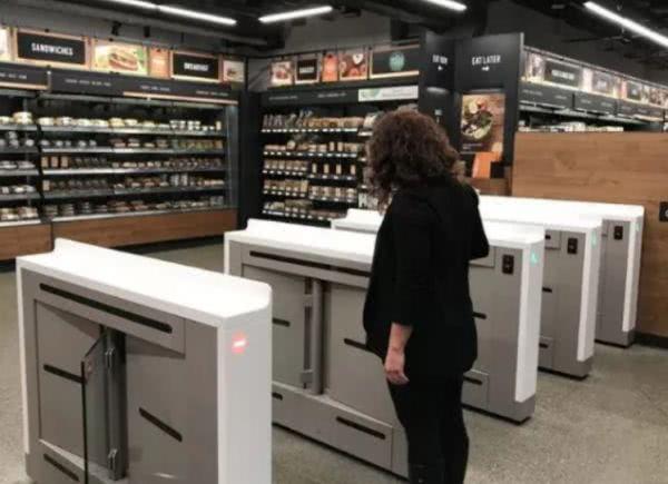 马云败了3200亿,马云无人超市成功吗