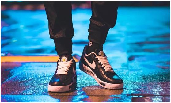 权志龙ins帅照,权志龙晒复古照