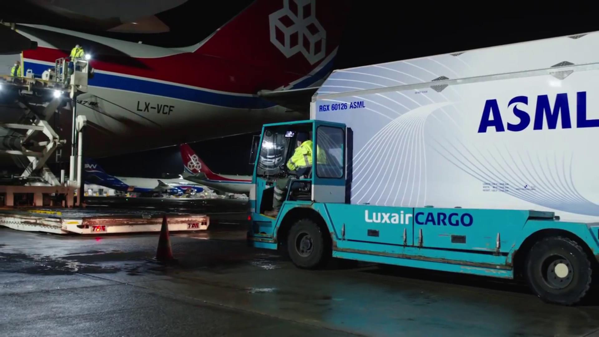 我国造光刻机遇到什么困难,2025年国产光刻机能达到多少水平