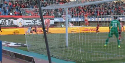 最喜欢的足球运动员照片及介绍,最出名的五个足球运动员