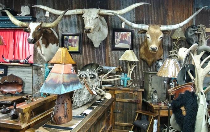 美国自驾需要关注什么交通规则,美国自驾关注事项视频讲解