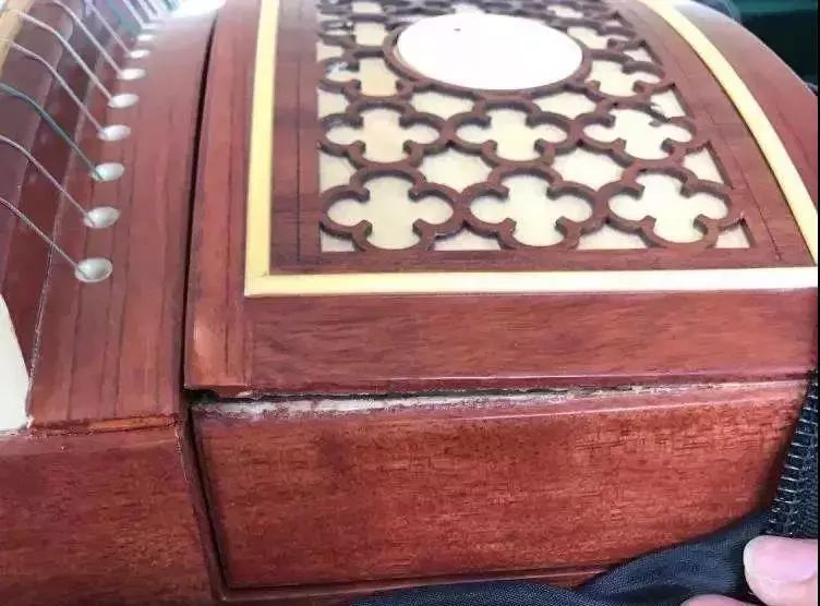 古筝背板开裂如何解决,古筝底板开裂修补方法