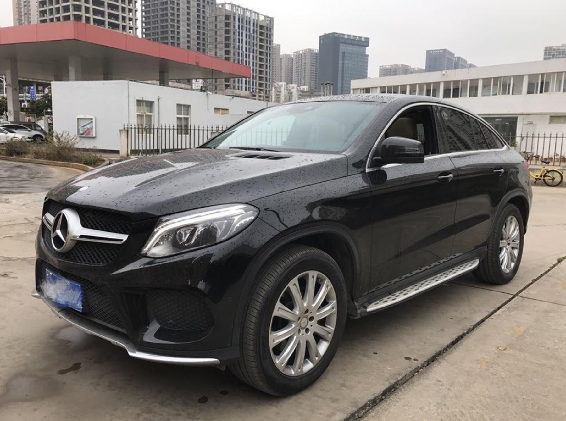 “烟花”走后大量泡水车上市，3万买奔驰值吗？内行讲出真相