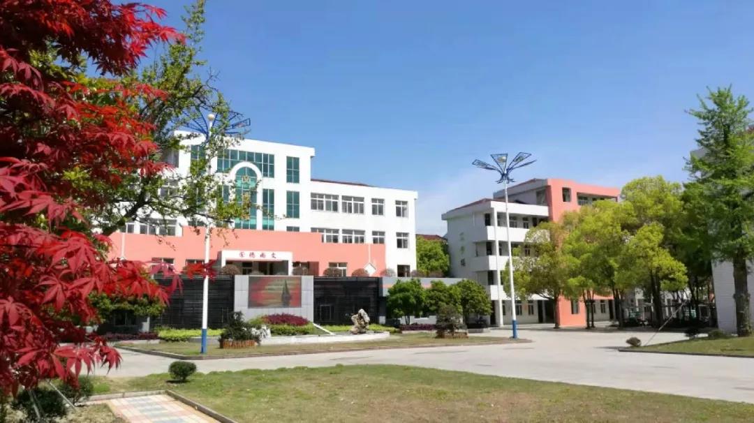 美景宜人更育人