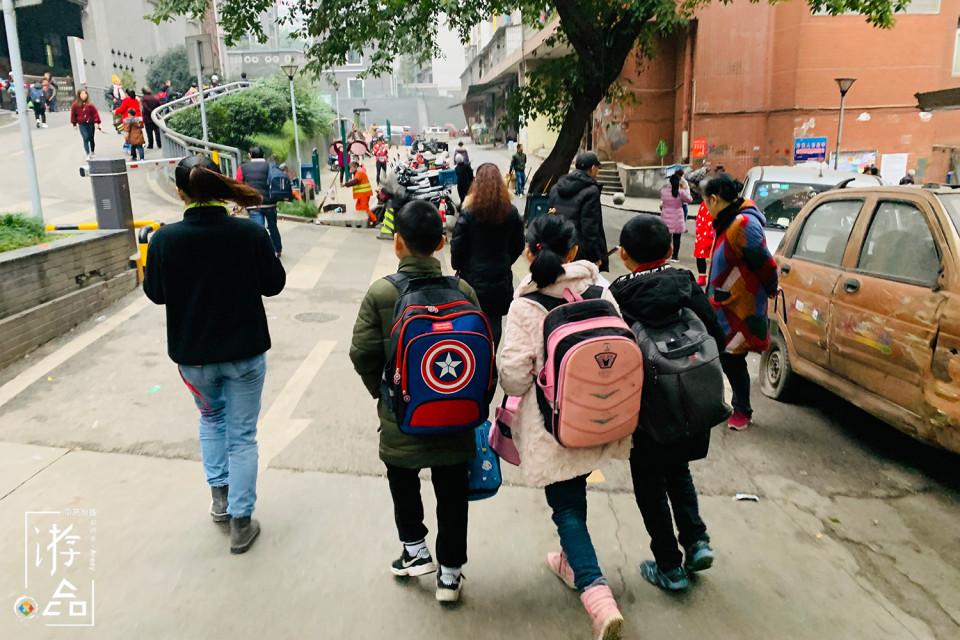 重庆来福士最新事件,重庆来福士云端之眼高空观景台