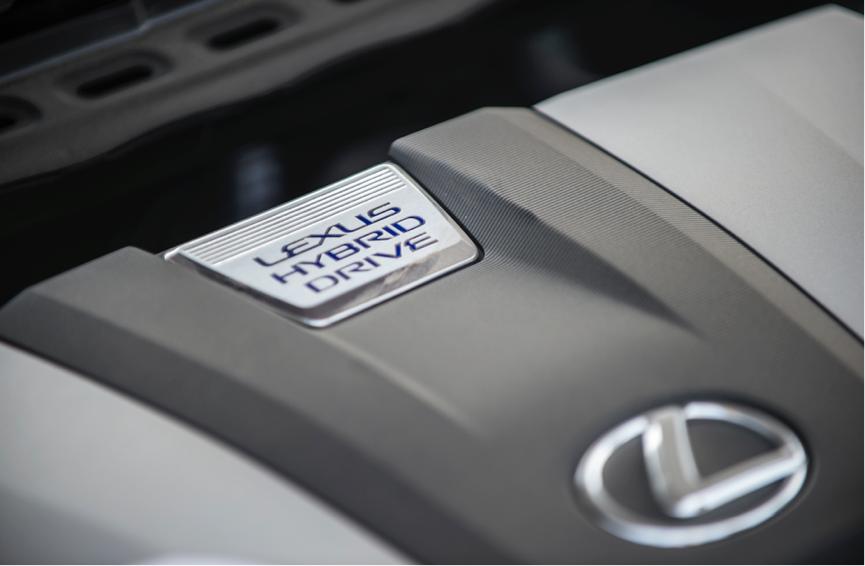 雷克萨斯es300h对比奔驰e,雷克萨斯es300h和奔驰e级