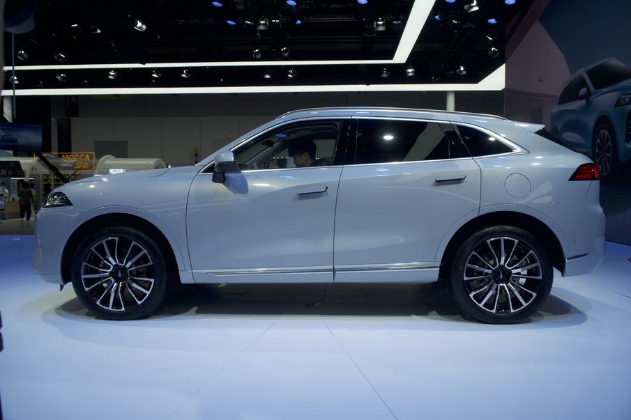 别看特斯拉了！上海车展这7款车最让我心动，合资、豪华无一入选