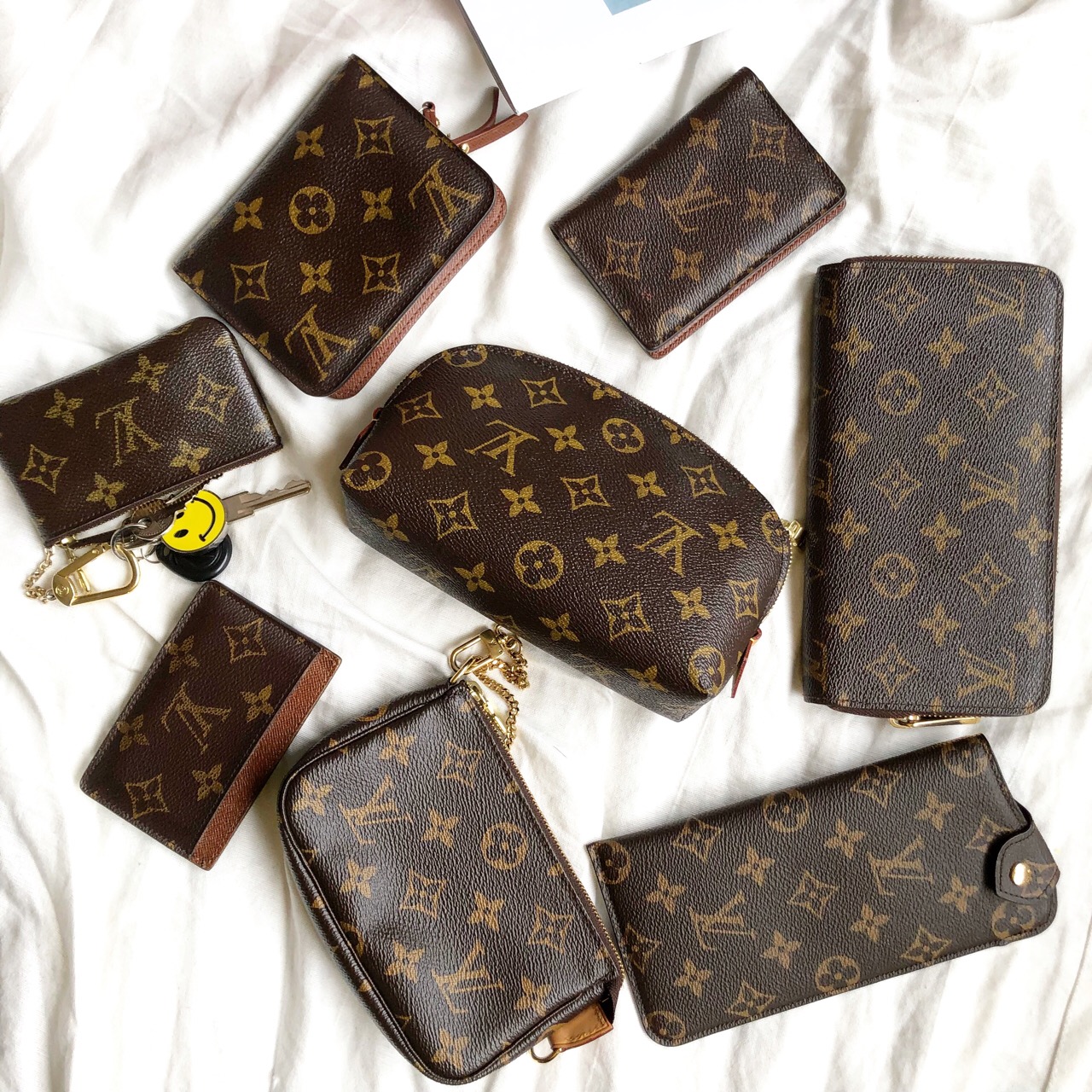 lv经典老花金扣包,lv经典老花满印链条包