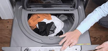 衣服洗完粘毛怎么办,有毛毛的衣服洗后怎么打理