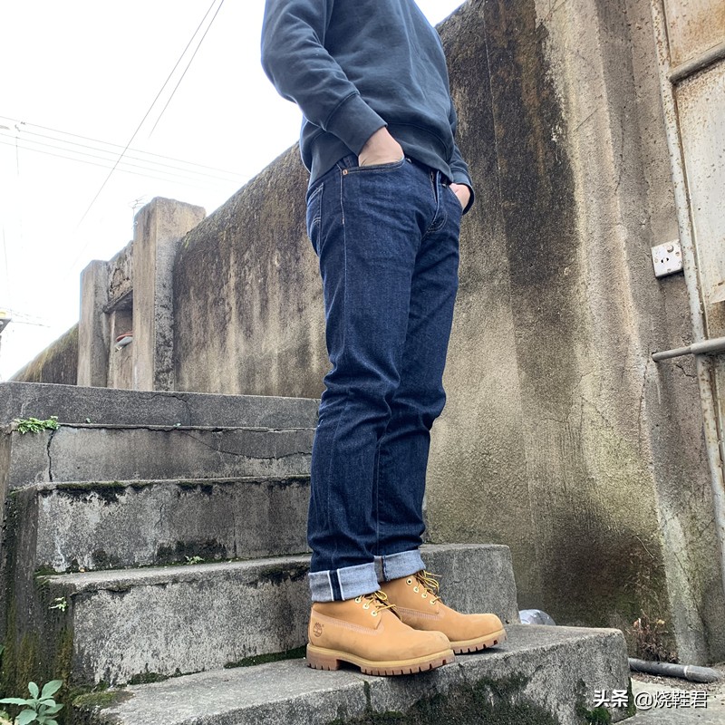 红翼875和添柏岚大黄靴选哪个,添柏岚马丁靴如何确定经典款