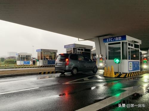 开着房车和家人去旅游,开着房车去旅游的更佳体验