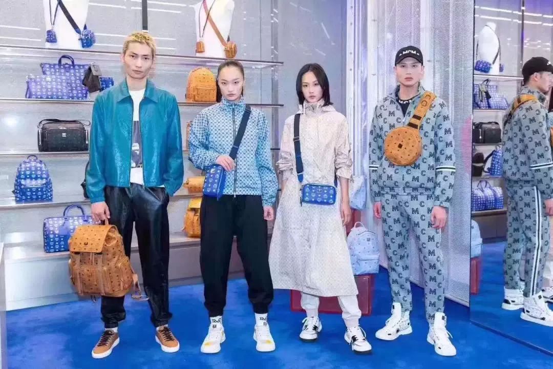 从濒临倒闭到年营收25万,从濒临倒闭到市值266亿