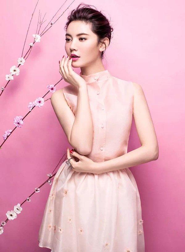 人像写真怎么拍摄好看,拍出杂志大片的效果教程