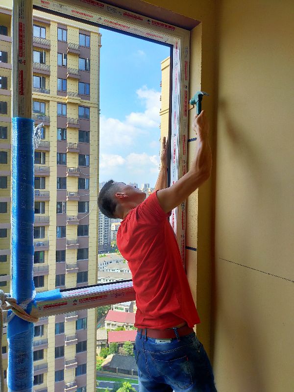 益阳隔热断桥窗,益阳保利香槟国际样板房