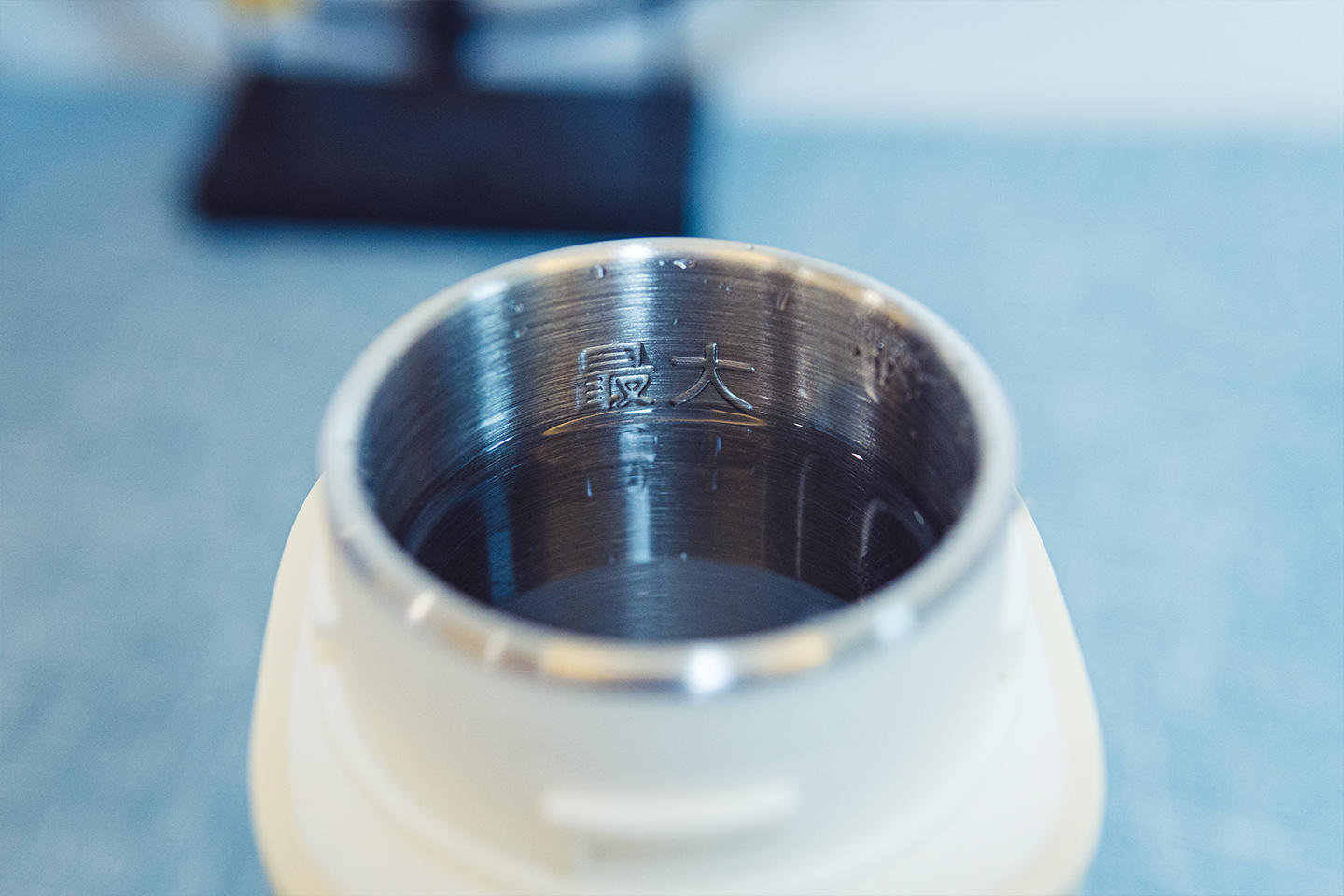 法格和大宇多功能料理锅哪个好,大宇烧水壶便携恒温壶测评