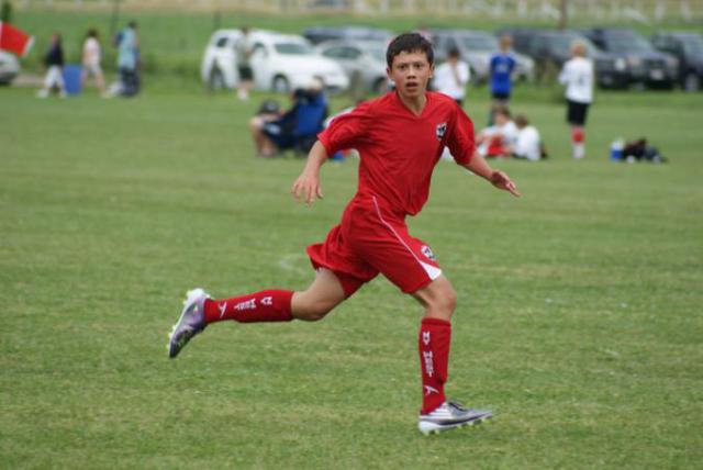 夏天穿长袜还是短袜好,夏天穿长袜好还是短袜