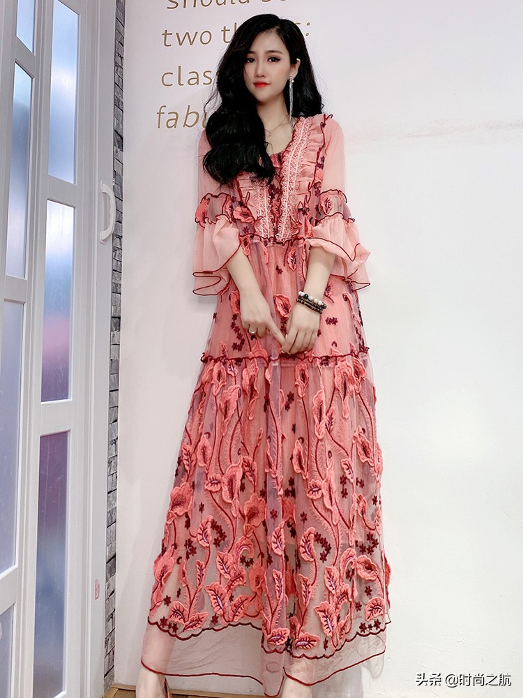 丝质仙气连衣裙,高端飘逸暗色花连衣裙清新超仙气