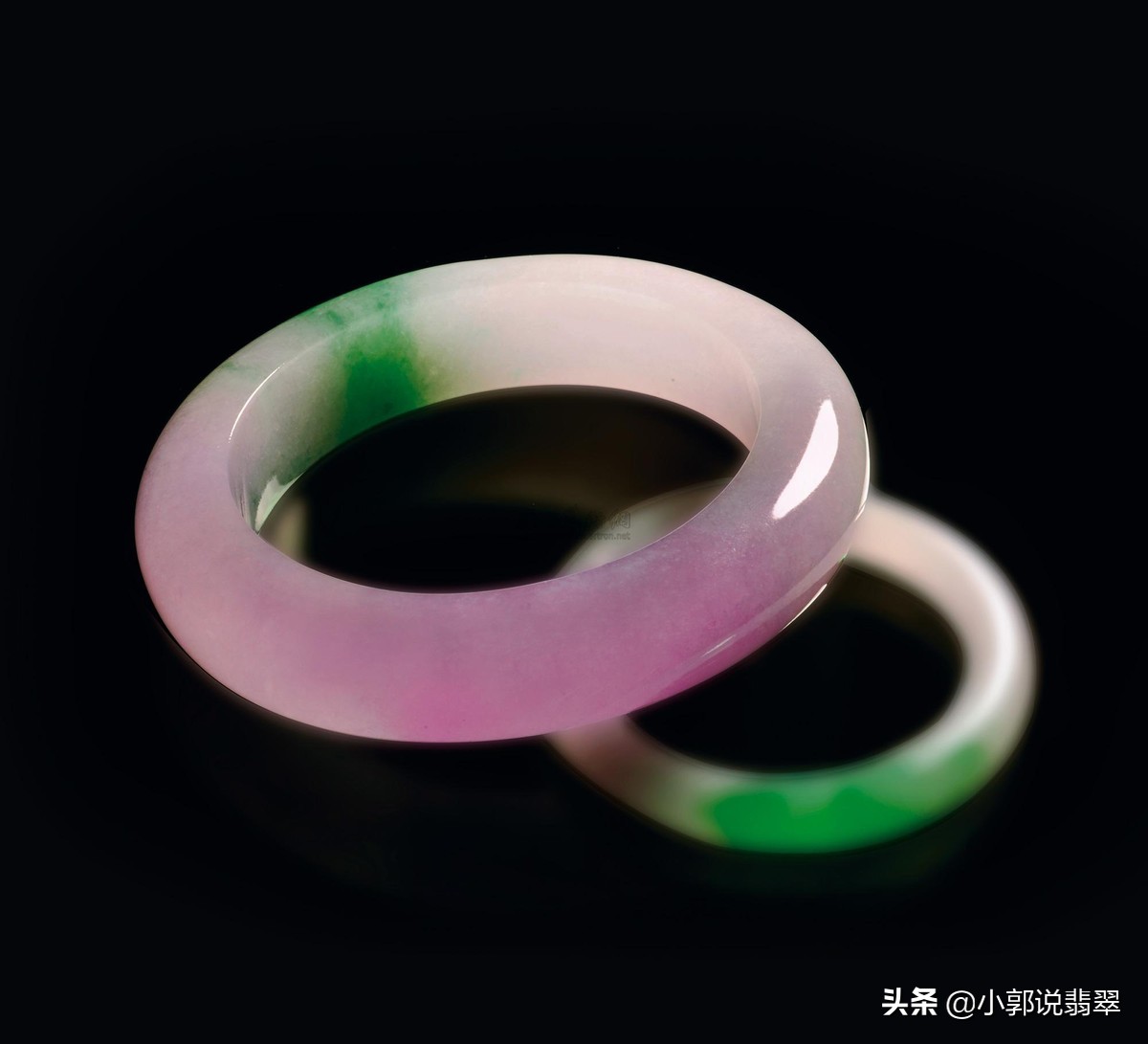 翡翠是怎么变成石头的,翡翠是怎么天然形成的