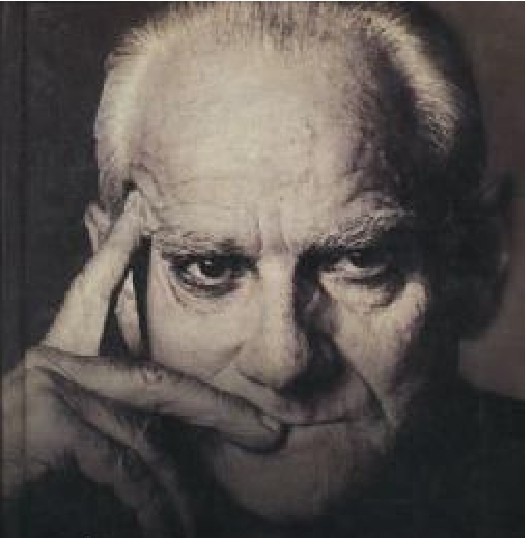 装在套子里的人克夫的性格特征 (关于套子和套中人的感悟)