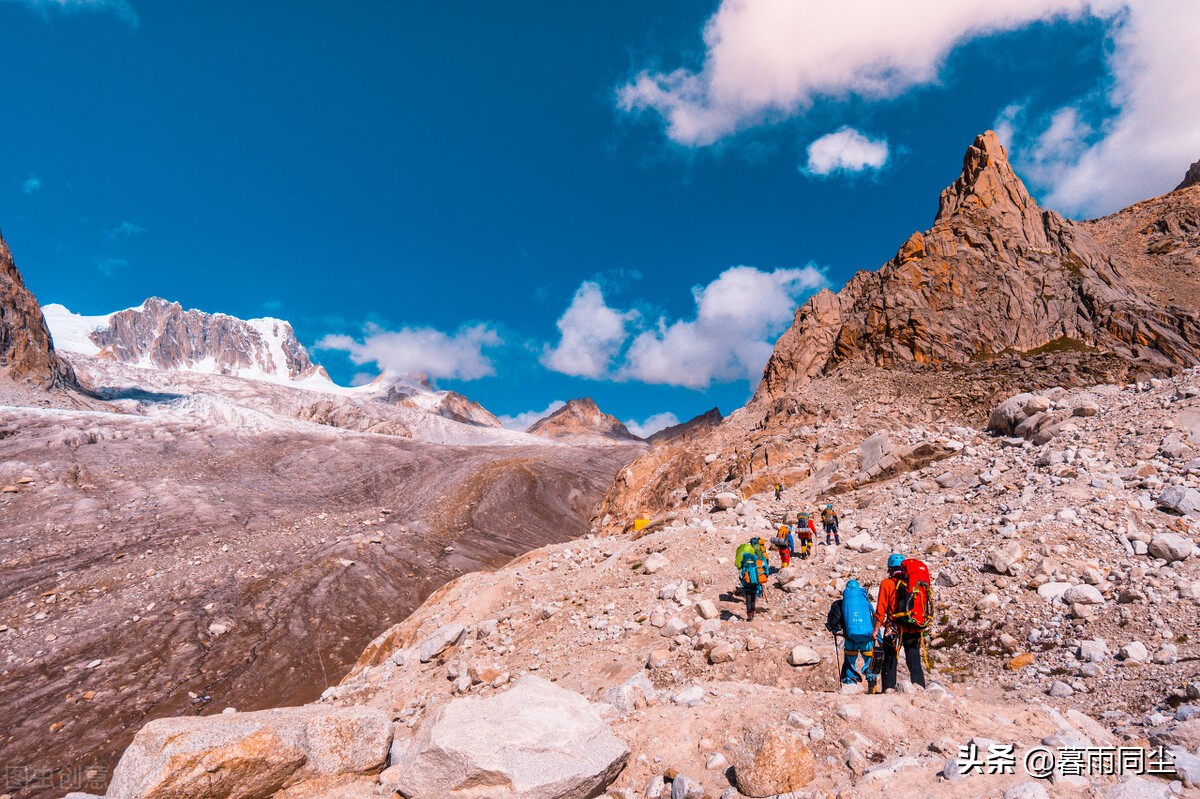登山靴真实测评,透气又好穿的登山靴
