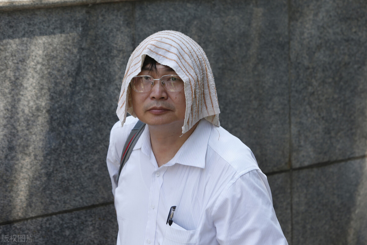 上班赚不到大钱，难道真的就没有其他的赚钱方法了吗？