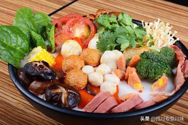 想开麻辣烫店没经验怎么办，选择麻辣烫加盟还是找麻辣烫底料厂家