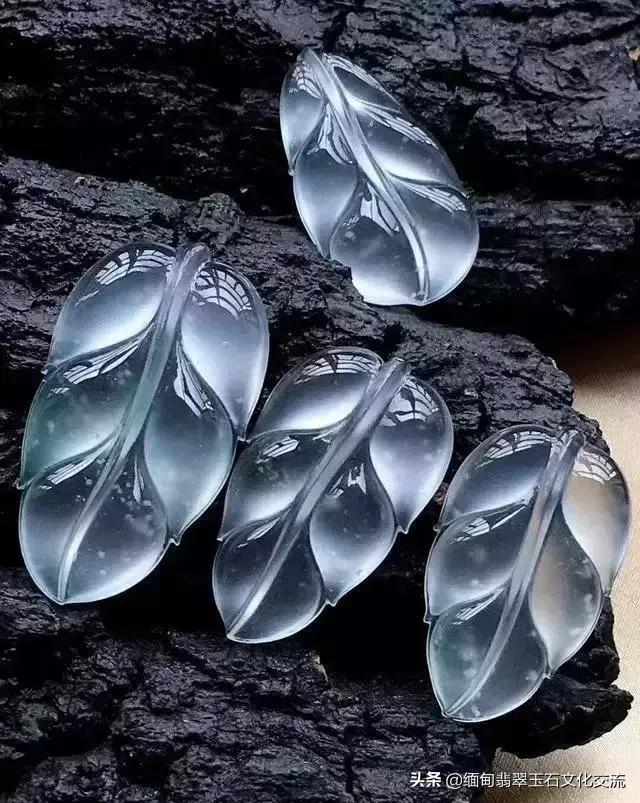 翡翠最简单的保养方法是用水泡吗,翡翠保养方法分享如何保养翡翠