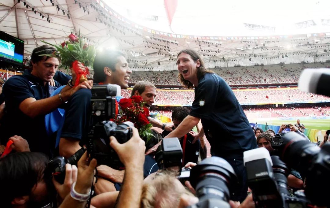 梅西最难被打碎的十大纪录,梅西亲了几次大力神杯