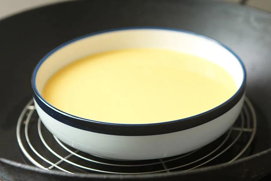 放疗时口腔黏膜出现白膜、破溃等情况，这样处理会更好