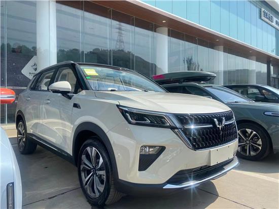 五菱星辰新车几月上市,五菱星辰手动挡试驾视频