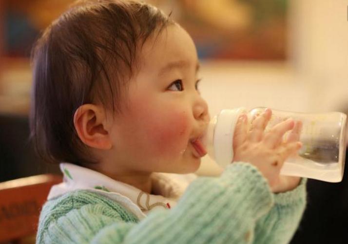 小孩一运动出汗浑身冰凉,小孩一运动出汗就感冒