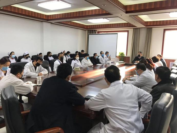 荣耀绽放红旗颂,荣耀绽放正能量