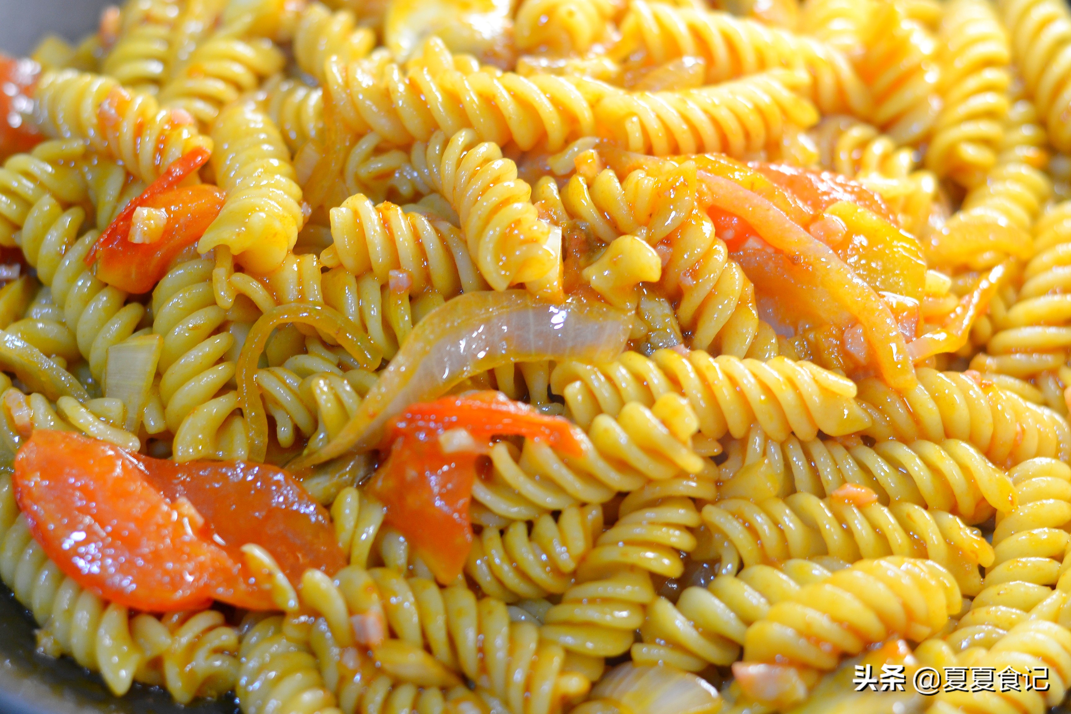 意大利面为什么全世界人都爱？怎么做最好吃？教你好吃又营养做法