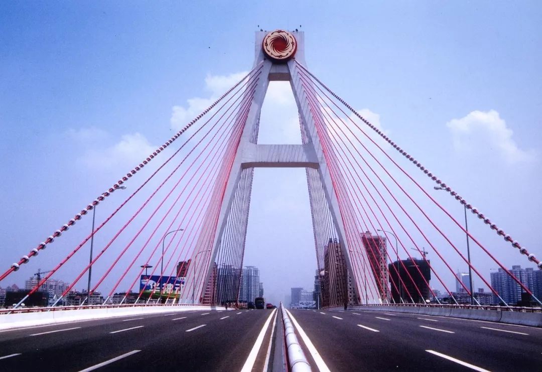 中铁四局光辉历程,中铁八局一公司和三公司差距