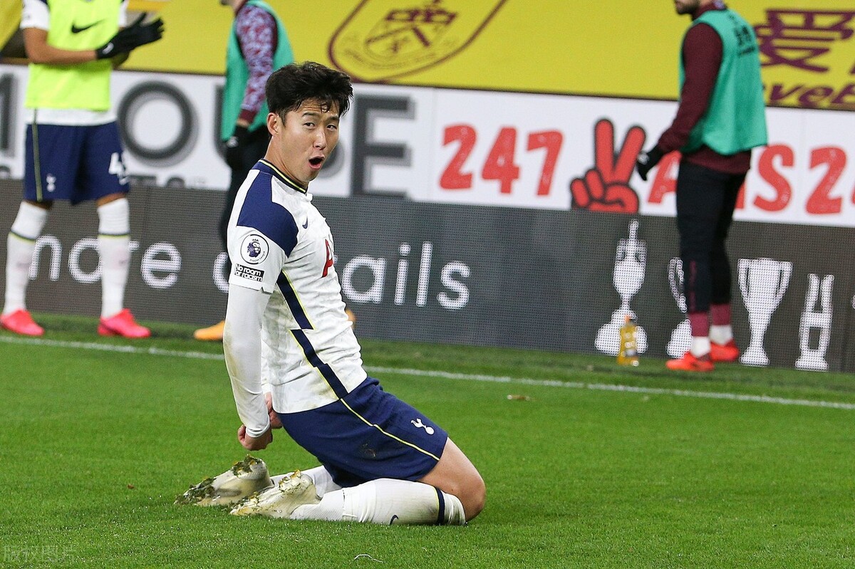 孙兴慜错失托特纳姆热刺队的良机,托特纳姆热刺现在的教练