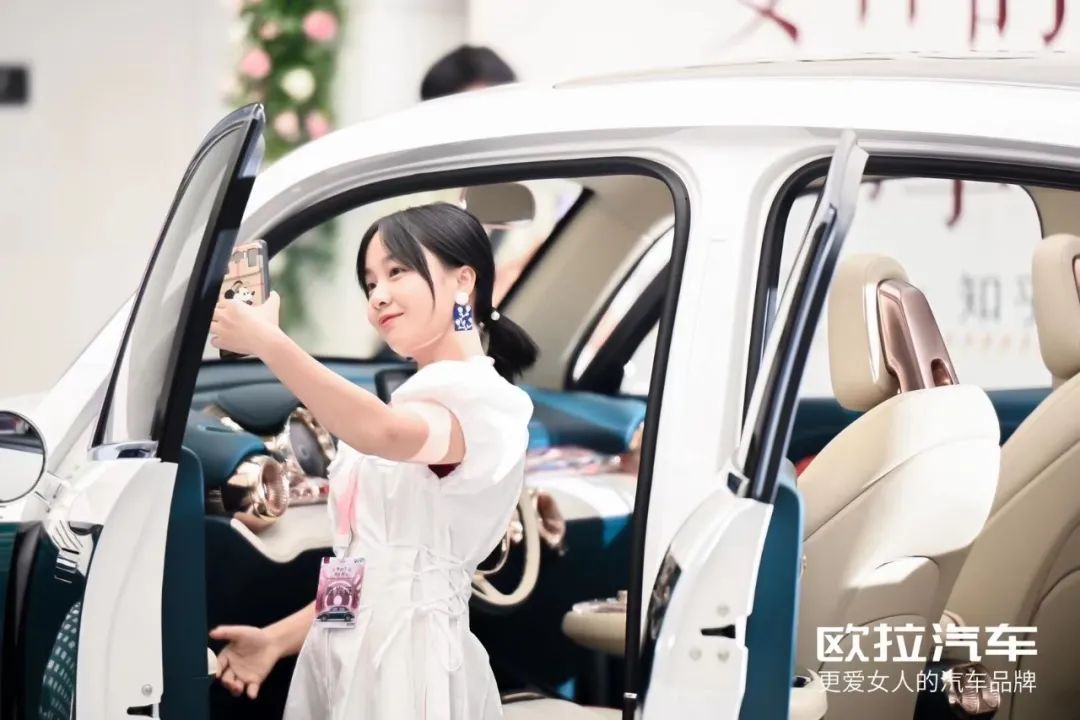 爱自己的女人都懂了有一种潮流叫朋克猫